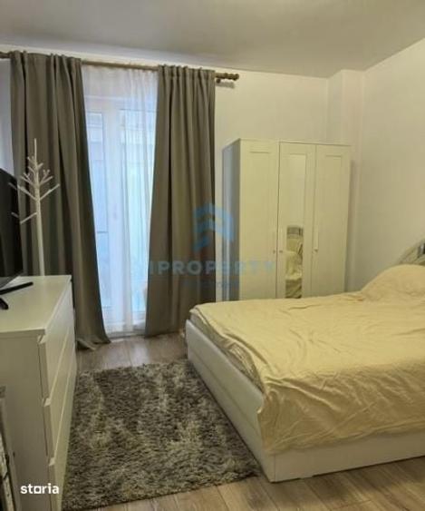 Apartament cu 2 camere semidecomandat în Jiului