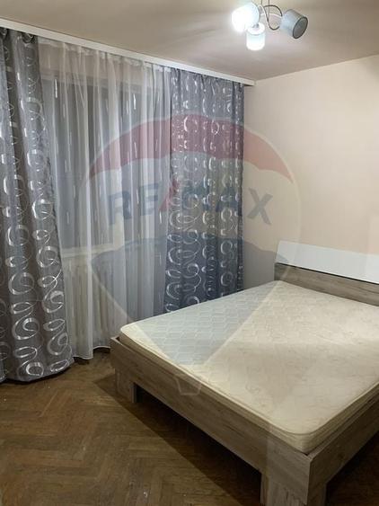 Apartament cu 2 camere de închiriat în zona Calea Bucuresti - 4