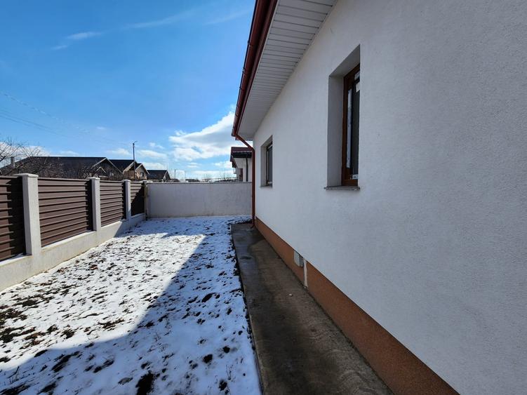 CASA INDIVIDUALA , 4 CAMERE,2 BAI, 530 MP TEREN, MIROSLAVA - 2