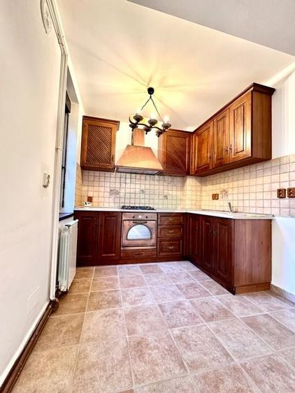 Vila de inchiriat in zona Parcul Verdi - Titeica - 3