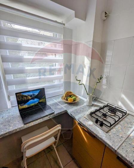 Vanzare Studio cochet spatios decomandat mobilat & utilat... - 1