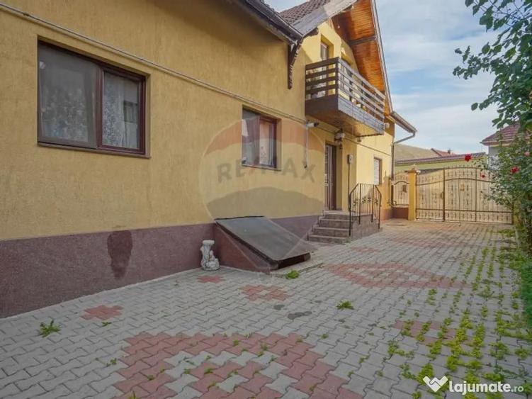 Comision 0 %! Casa de vanzare in Sacele, zona Cernatu! - 8