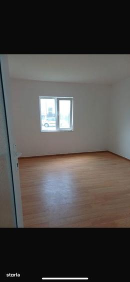 Casa cu 4 camere, teren 400 mp - 3