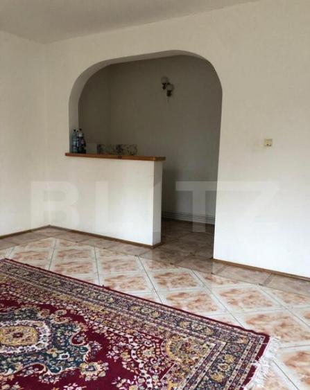 Casa de vanzare, cu 7 camere, 350 mp u & 2850 mp teren - 4