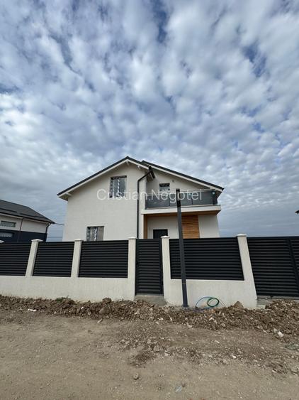 Casă nouă P+M la cheie în Berceni – 155 mp utili, teren 386 mp