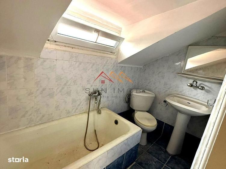 Vila 7 camere, an 1984, garaj, terasa, teren 604 m2, Poiana Campina,PH - 9