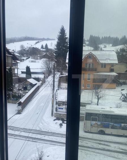 Pensiune la ro?u de vanzare, 18 camere, 726 mp, zona Vatra - 4