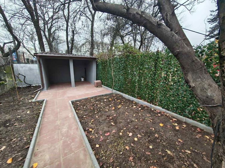 Vatra Luminoasă Curte proprie 70 mp Apartament în vilă Liber Scoala 49 - 1