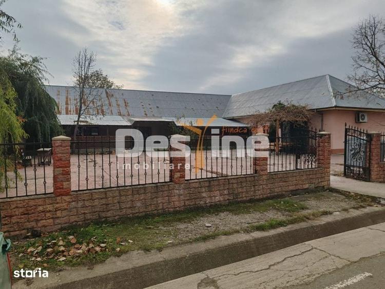 Spațiu comercial, de 300 mp, în Oțetoaia