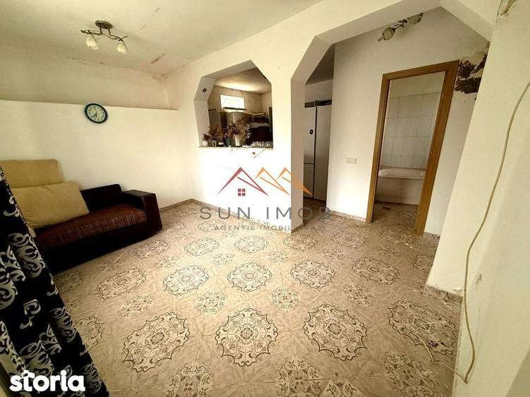 Vila 7 camere, an 1984, garaj, terasa, teren 604 m2, Poiana Campina,PH - 5