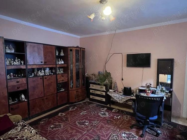 Proprietar vand casa cu doua camere, pe strada Parcului - 4