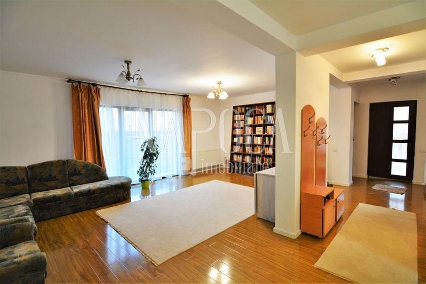 Casa 4 camere de vanzare in Floresti - 1