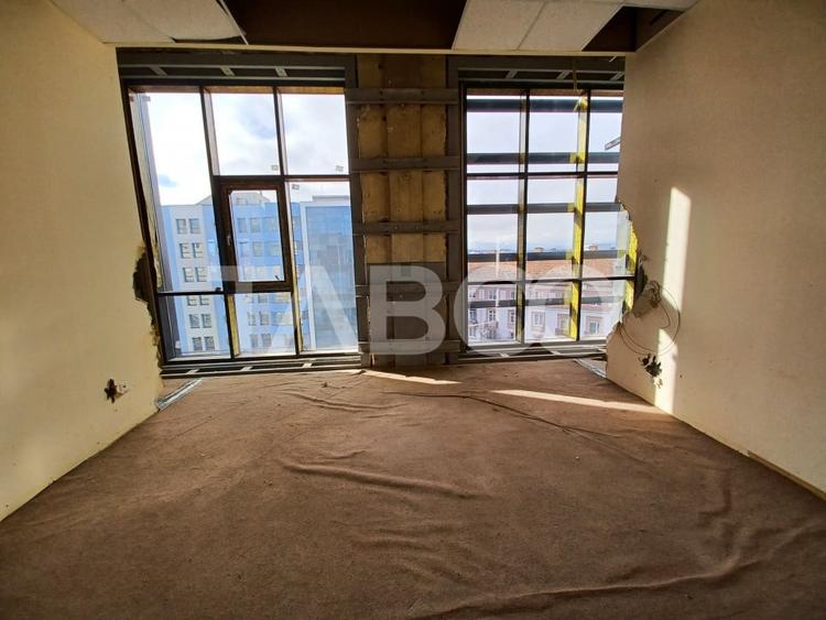 Spatiu de birouri pe Mihai Viteazul Sibiu compartimentare dupa nevoi - 11