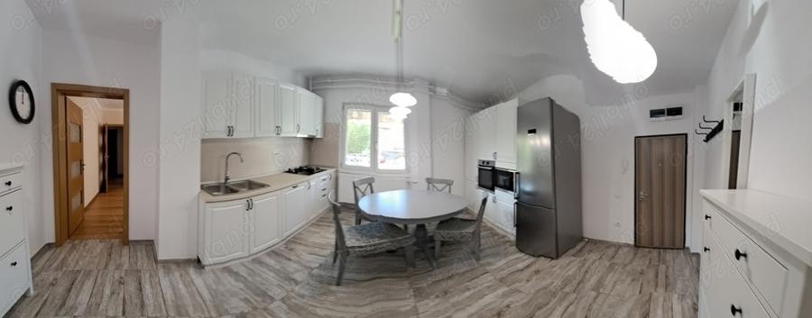 Apartament cu 3 camere in zona Centrala/Punctele Cardinale - 8