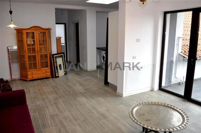 Apartament cu 3 camere decomandat în Bălcescu