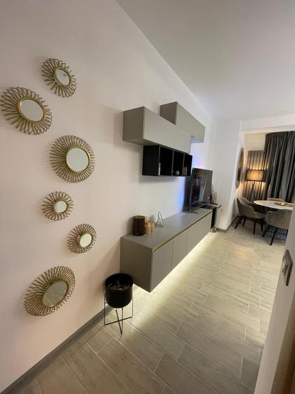 Apartament cu 3 camere, mobilat în Năvodari