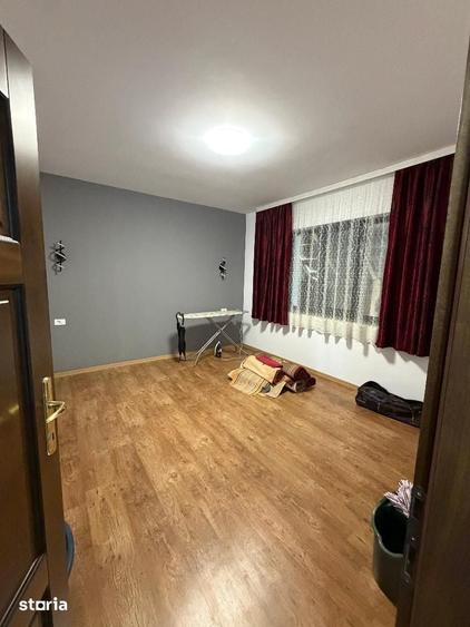 Casă cu 3 camere cu Teren 4200 Mp în Rogerius