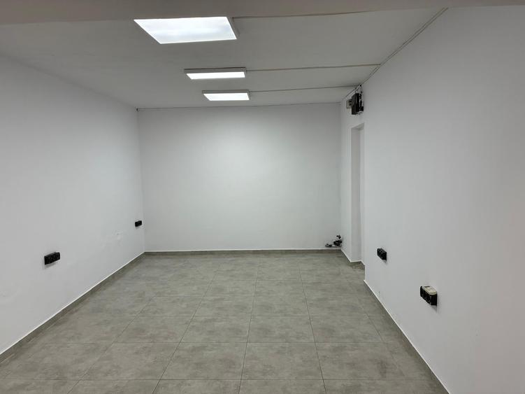 Spațiu comercial, de 45 mp, în Militari