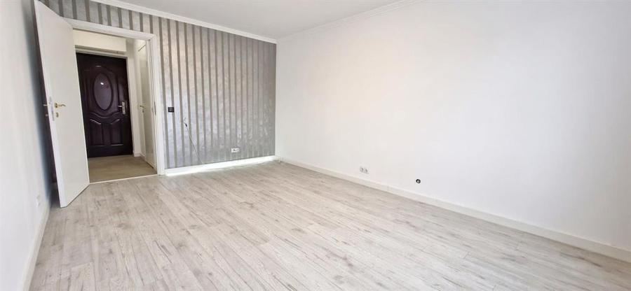 Apartament cu 2 camere decomandat în Cantemir