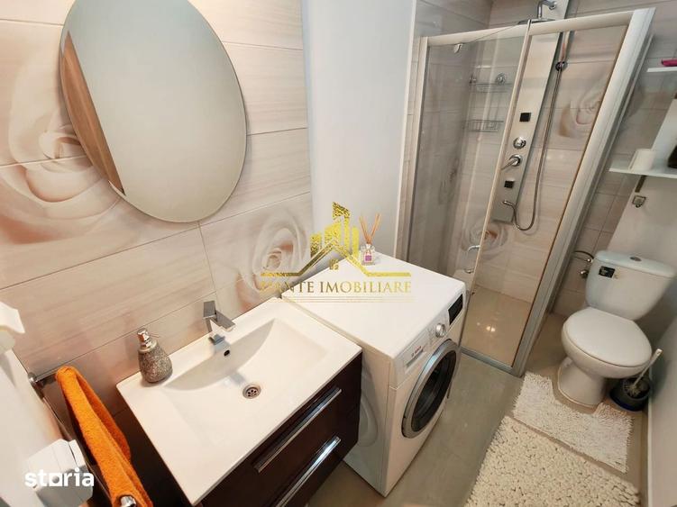 Apartament cu 2 camere semidecomandat, mobilat în Între Lacuri