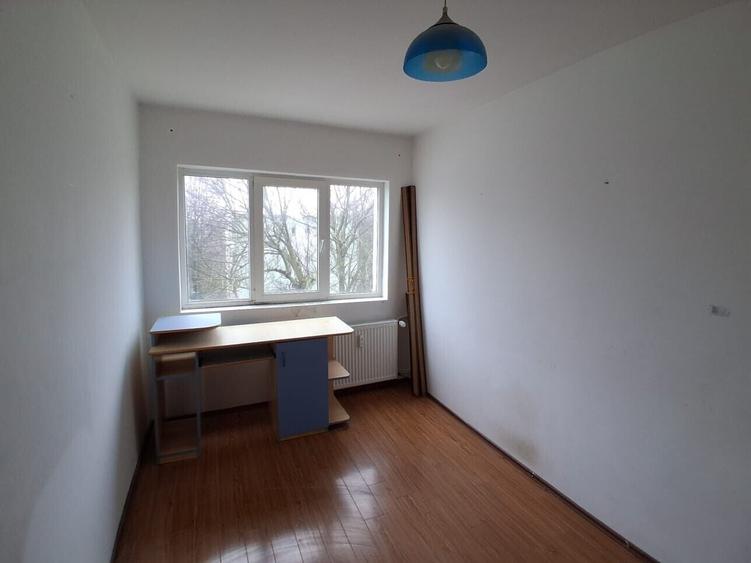 Apartament cu 3 camere circular în Nord