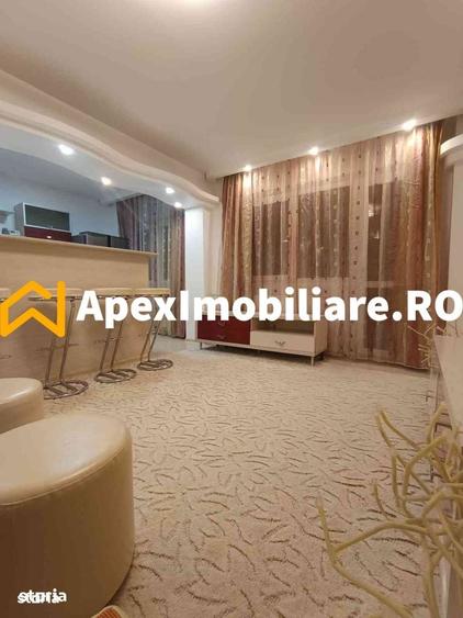 Apartament cu 3 camere semidecomandat, mobilat în Drumul Taberei