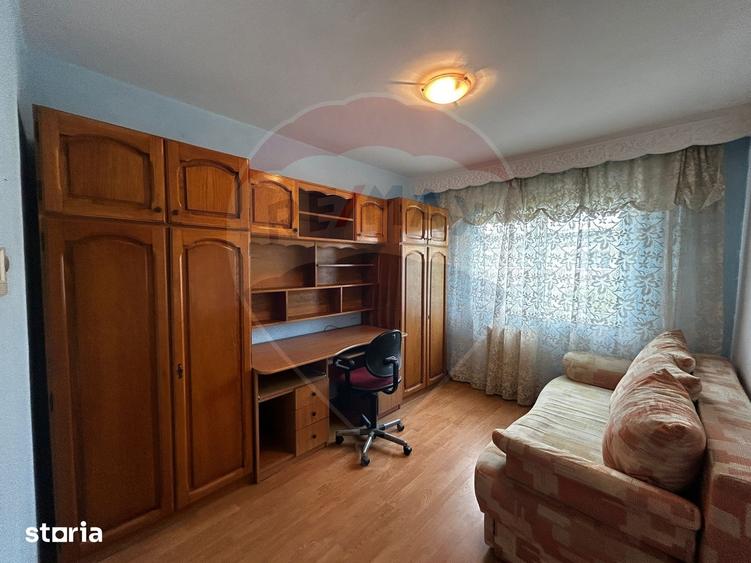 Apartament cu 3 camere decomandat în Gării
