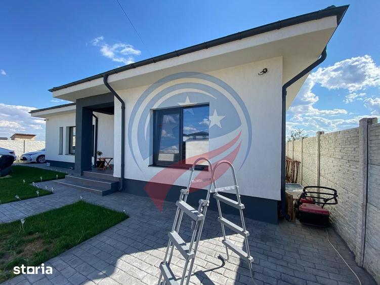 Casă cu 4 camere cu Teren 350 Mp în Brazda lui Novac