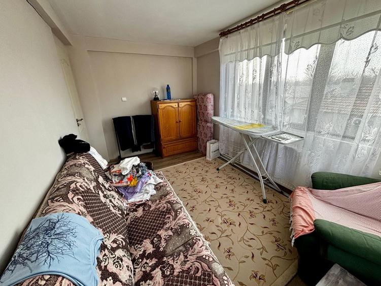 Casă individuală cu 3 camere cu Canalizare în Meri