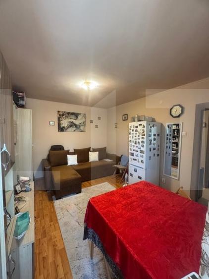 Apartament cu 2 camere, decomandat, 34 mp, etaj 3, zona Olinescu-Dorohoi - 1