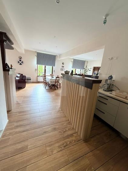 Vila / Pensiune de vanzare in Tohanu Nou – la doar 4 km de Castelul Bran - 6