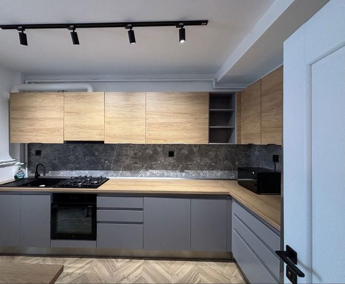 Vand apartament Libertatii,recent renovat - 8