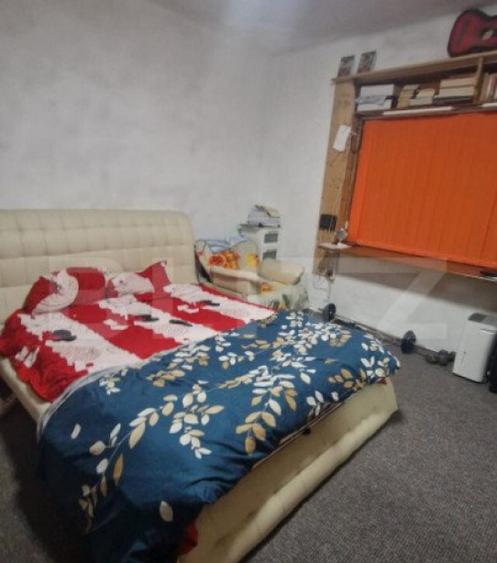 Casa cu 2 corpuri in curte, individuala, 7 camere, 150 mp, - 5