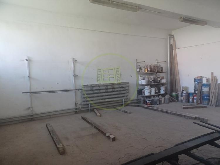 De vanzare fabrica mobilier lemn masiv sculptat + confectii metalice - 20