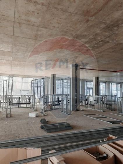 Spatiu comercial de 739.1mp de vanzare in zona Gara - 6