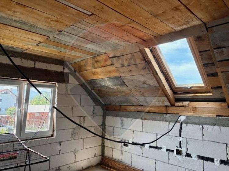 Casă / Vilă cu 5 camere de v&acirc;nzare - 21