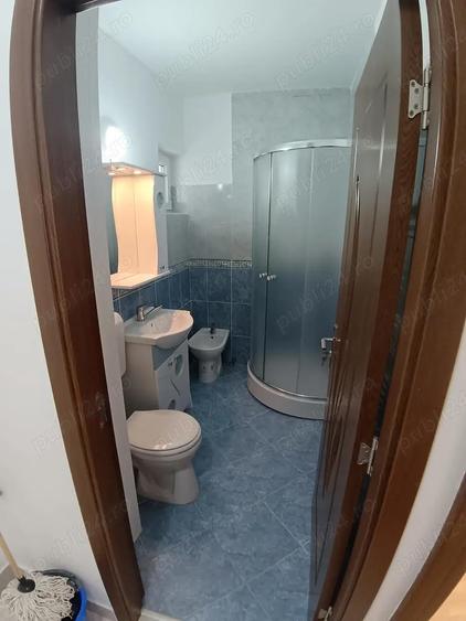 Apartament 2 camere nemobilat, recent renovat, etajul 4, zona bd dacia piatra neamt - 8