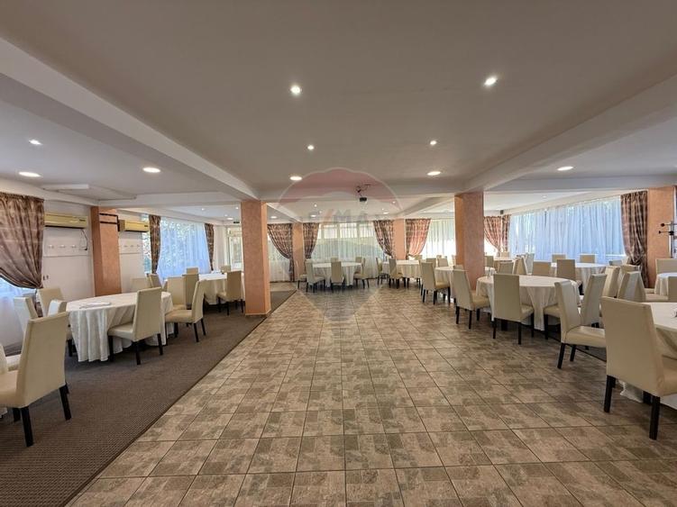 Cladire cu teren de inchiriat Bacau Calea Romanului - 4