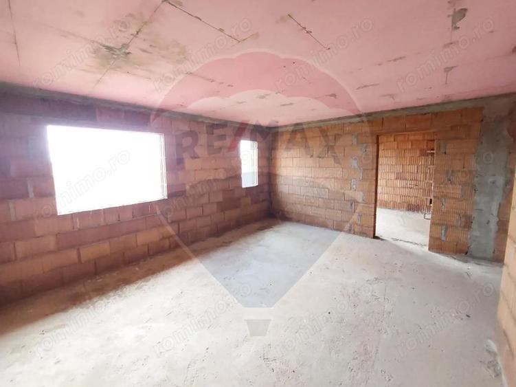 Casa de vanzare - 13