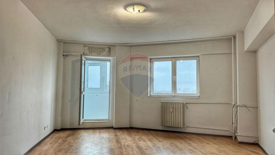 Apartament cu 4 camere de vânzare în zona 13 Septembrie - 6
