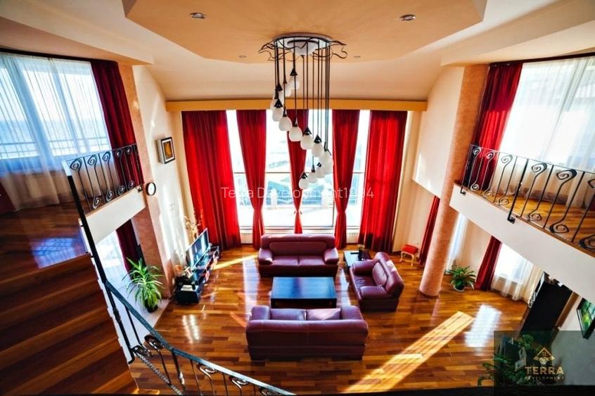 Vila 7 camere, Capitol