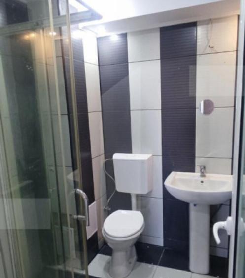 Apartament cu 4 camere, 80 mp, renovat, zona Berceni - negoc - 13