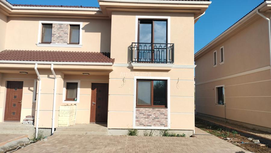 Moșnița Nouă duplex NOU 800 euro Moșnița Nouă duplex NOU 800 euro