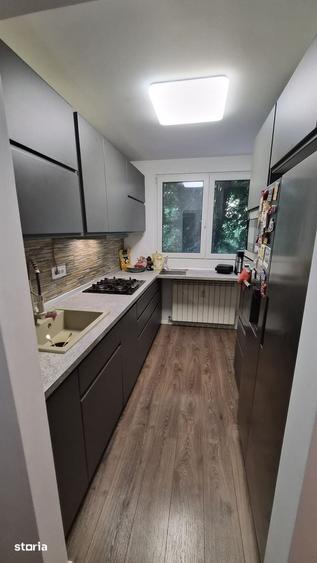 Apartament 3 camere - 150m Metrou Titan - 70 mp - renovat - 3