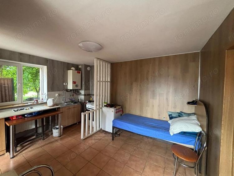 Ungheni - Vanzare casa 5 camere - Str. Principala - 2