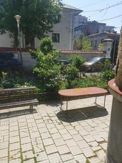 Inchiriez spatiu comercial 24 mp -  Calea Dorobanti 62 - 13