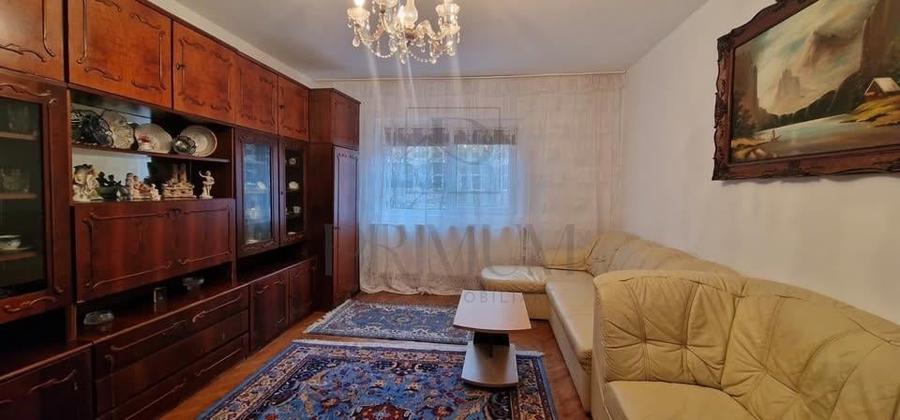 LIPOVEI - ETAJ 1 - BLOC IZOLAT - 4 CAMERE - CENTRALA PRORPRIE - BOXA - 2