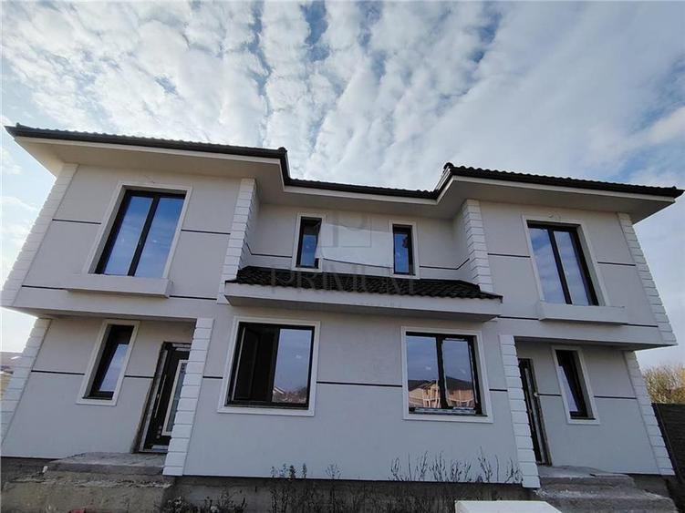 Duplex 5 camere - curte amenajata - zona linistita. - 1