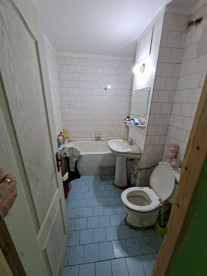 Apartament 3 camere -  decomandat - Zona Lipovei - 6