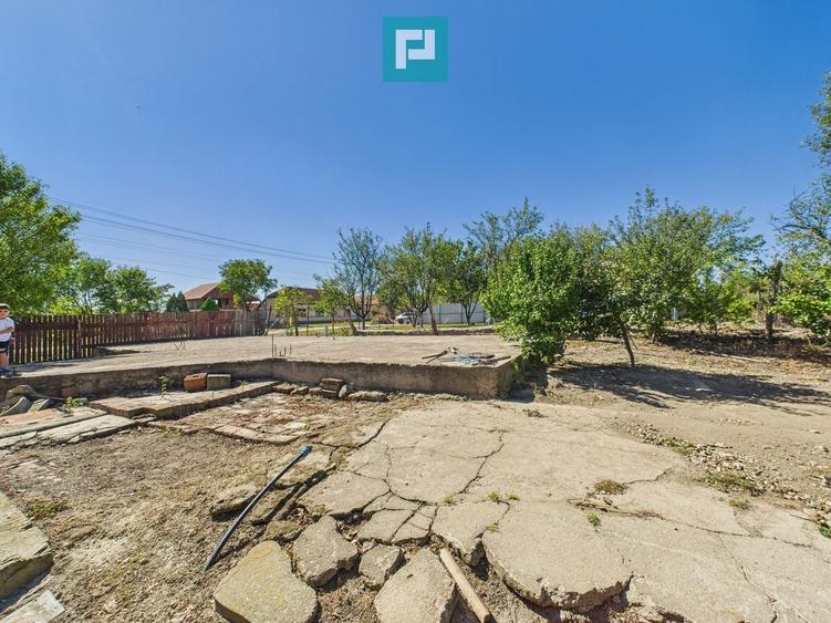 Casă și teren în Moravița, Timiș-poziție excelentă - 11